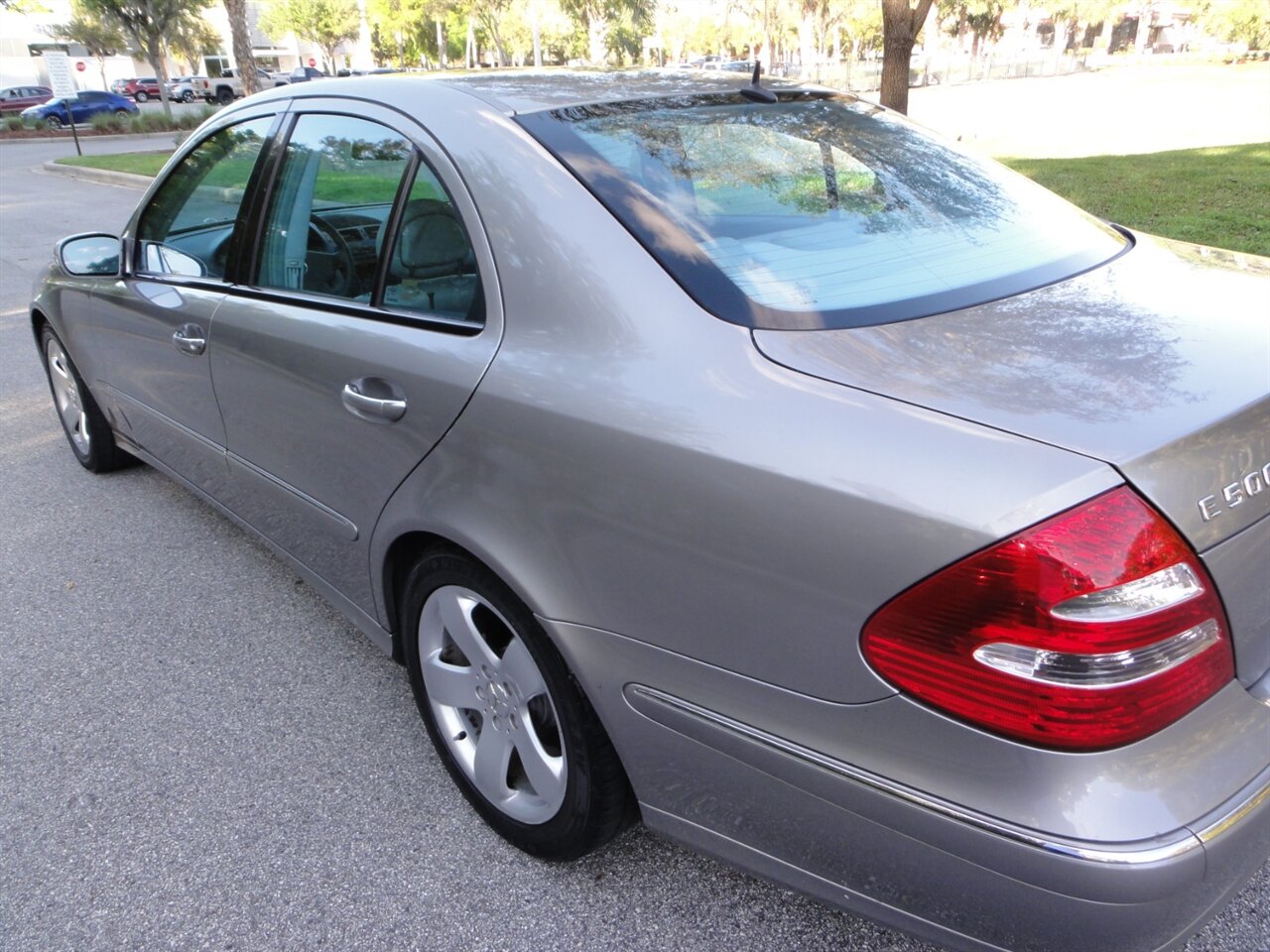 2004 Mercedes-Benz E 500  Premium - Photo 13 - Deland, FL 32720