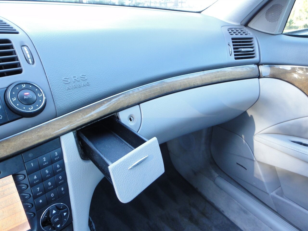 2004 Mercedes-Benz E 500  Premium - Photo 58 - Deland, FL 32720