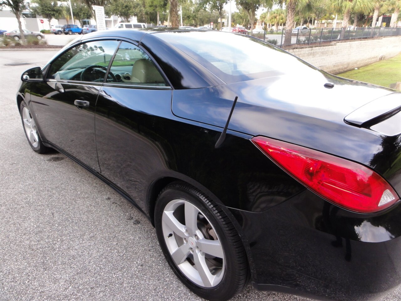 2007 Pontiac G6 GT Premium hardtop convertible - Photo 16 - Deland, FL 32720