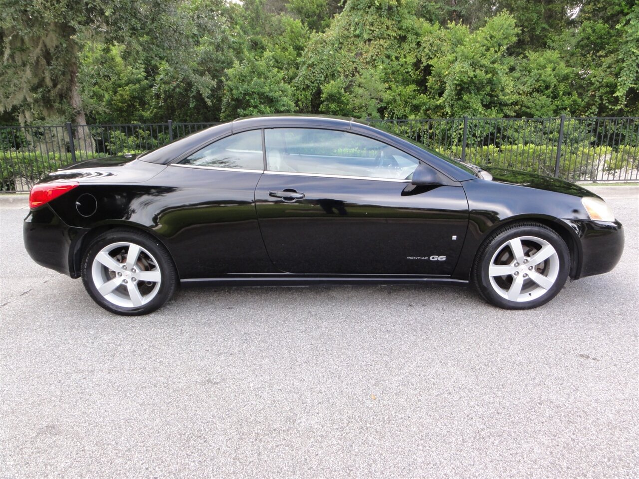 2007 Pontiac G6 GT Premium hardtop convertible - Photo 22 - Deland, FL 32720