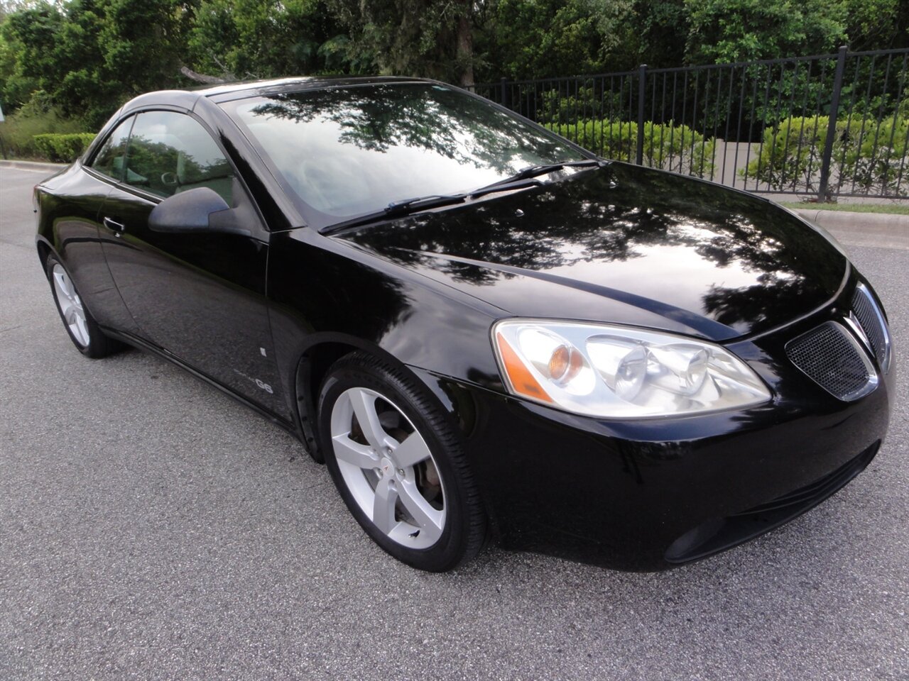 2007 Pontiac G6 GT Premium hardtop convertible - Photo 5 - Deland, FL 32720