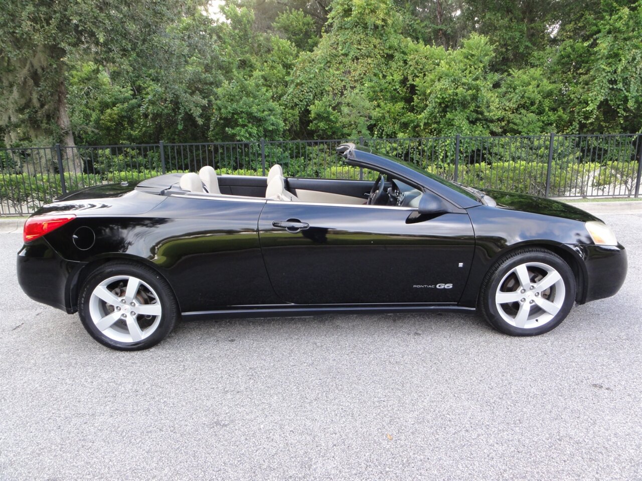 2007 Pontiac G6 GT Premium hardtop convertible - Photo 20 - Deland, FL 32720