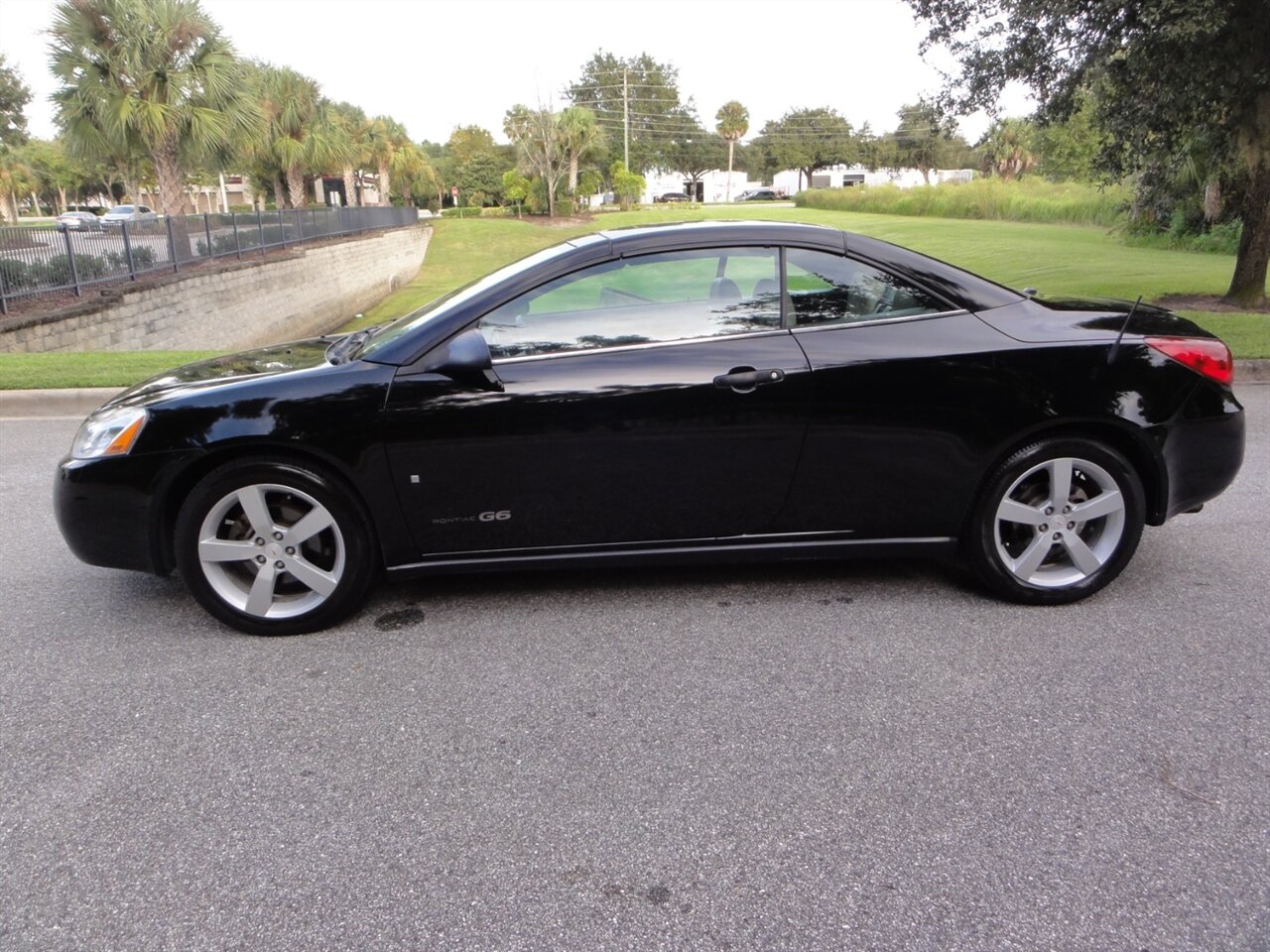 2007 Pontiac G6 GT Premium hardtop convertible - Photo 23 - Deland, FL 32720