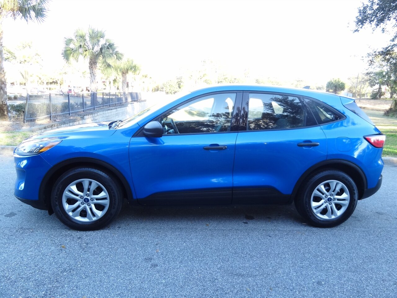 2021 Ford Escape S   - Photo 16 - Deland, FL 32720