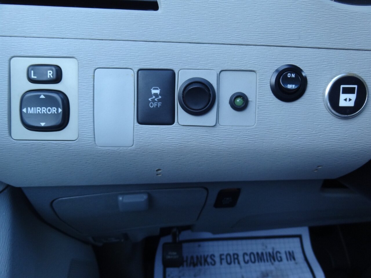 2011 Toyota Sienna SE  BraunAbility ramp van - Photo 61 - Deland, FL 32720