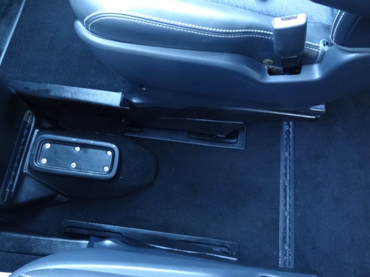 2011 Toyota Sienna SE  BraunAbility ramp van - Photo 59 - Deland, FL 32720