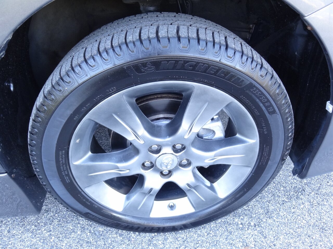 2011 Toyota Sienna SE  BraunAbility ramp van - Photo 24 - Deland, FL 32720