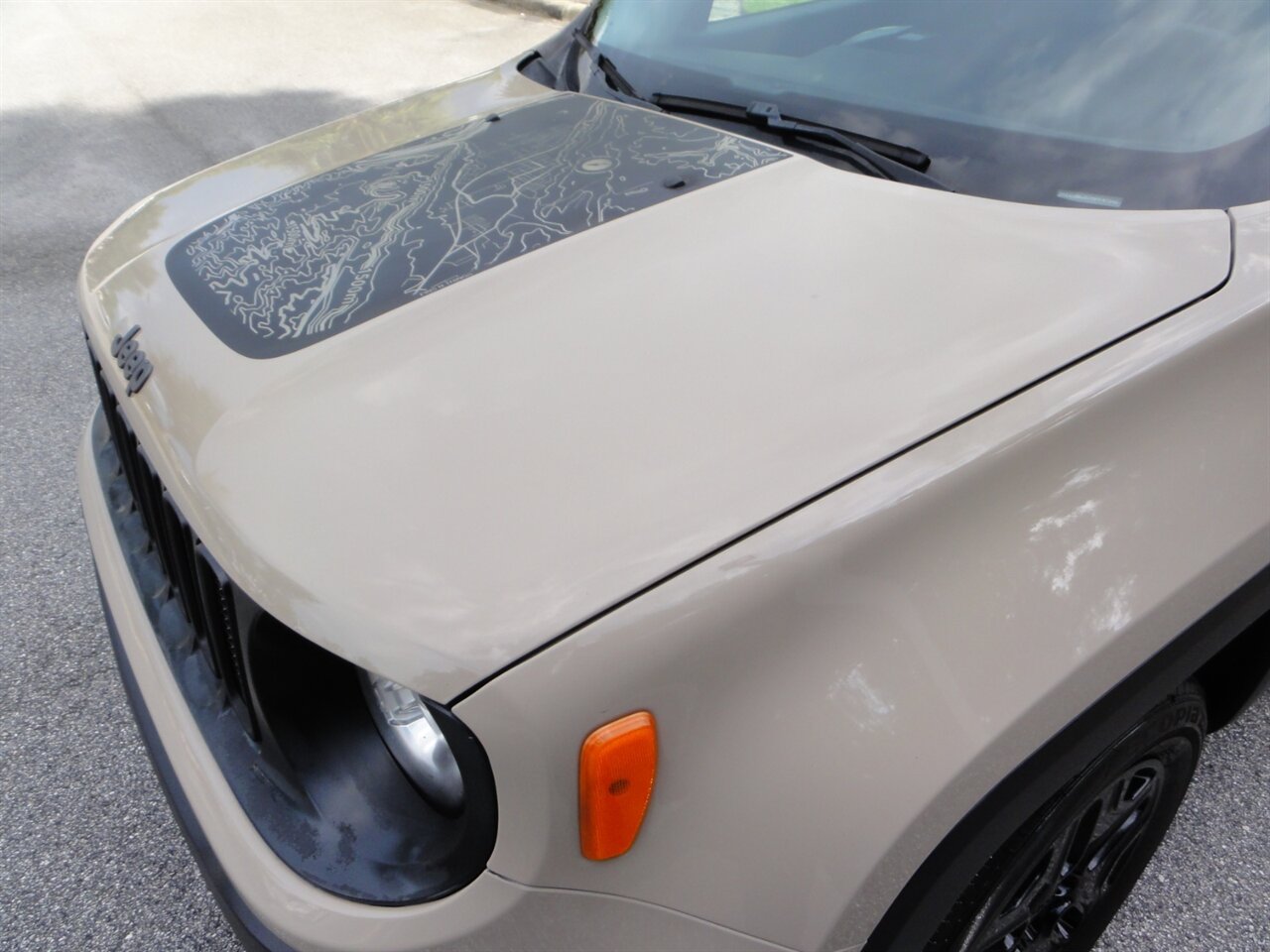 2017 Jeep Renegade Trailhawk  4X4 - Photo 18 - Deland, FL 32720