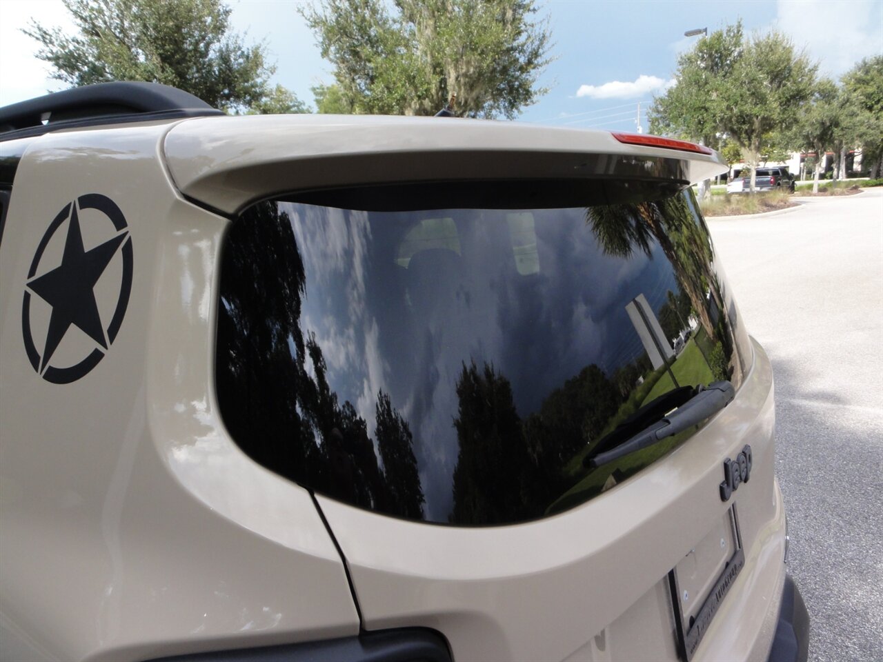 2017 Jeep Renegade Trailhawk  4X4 - Photo 21 - Deland, FL 32720