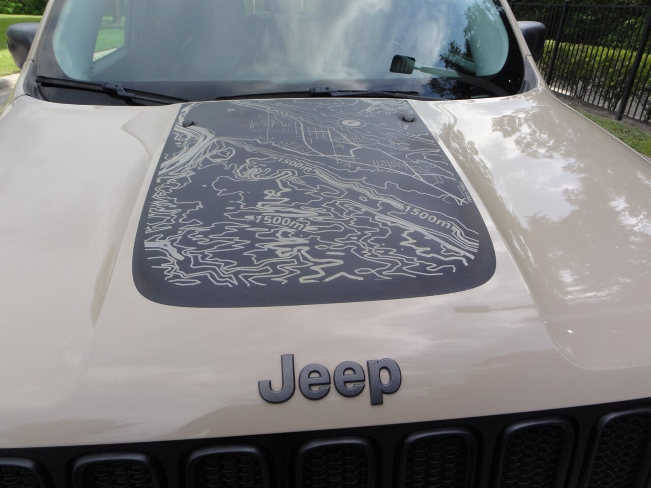 2017 Jeep Renegade Trailhawk  4X4 - Photo 8 - Deland, FL 32720