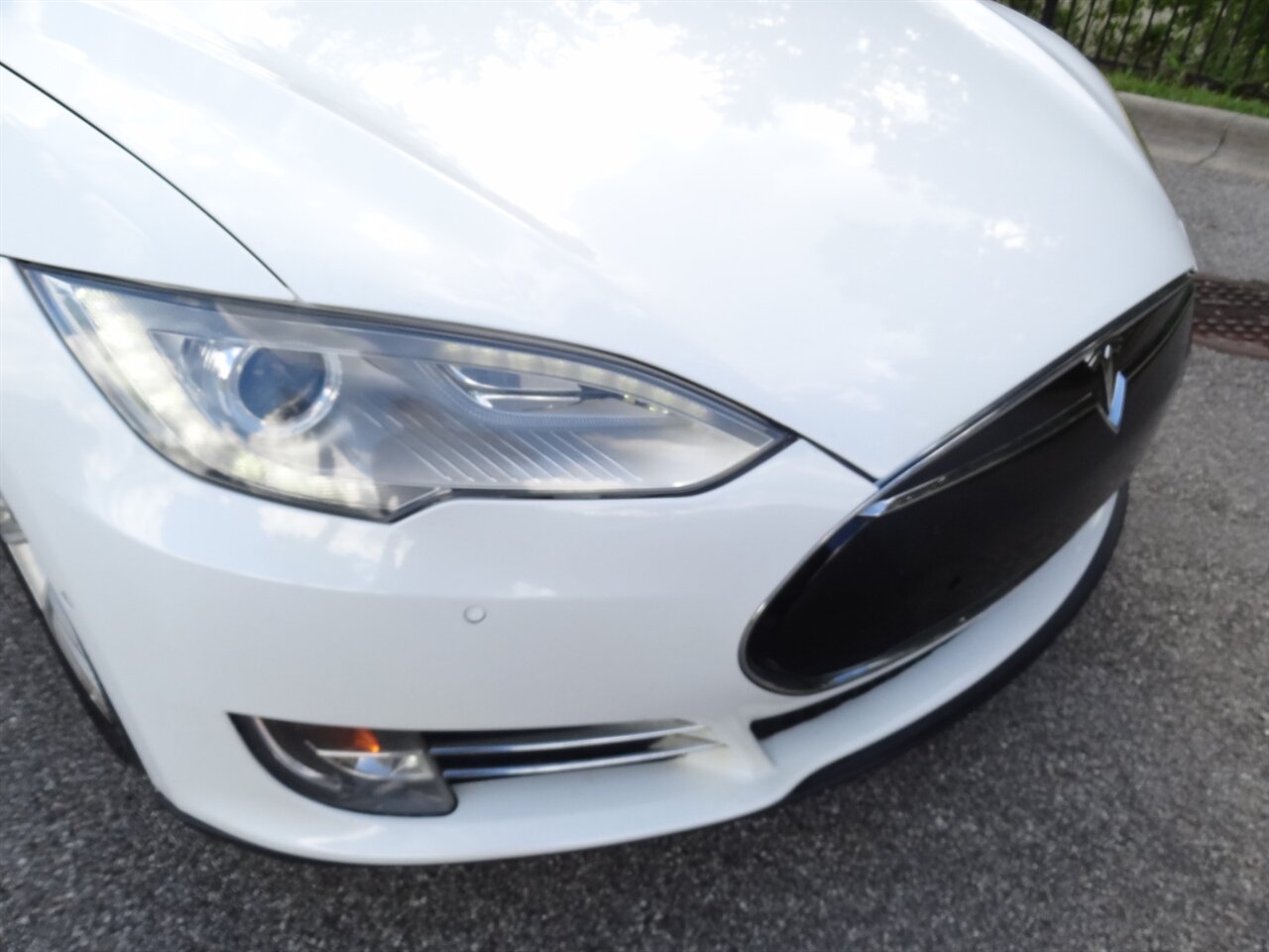 2015 Tesla Model S 85   - Photo 6 - Deland, FL 32720