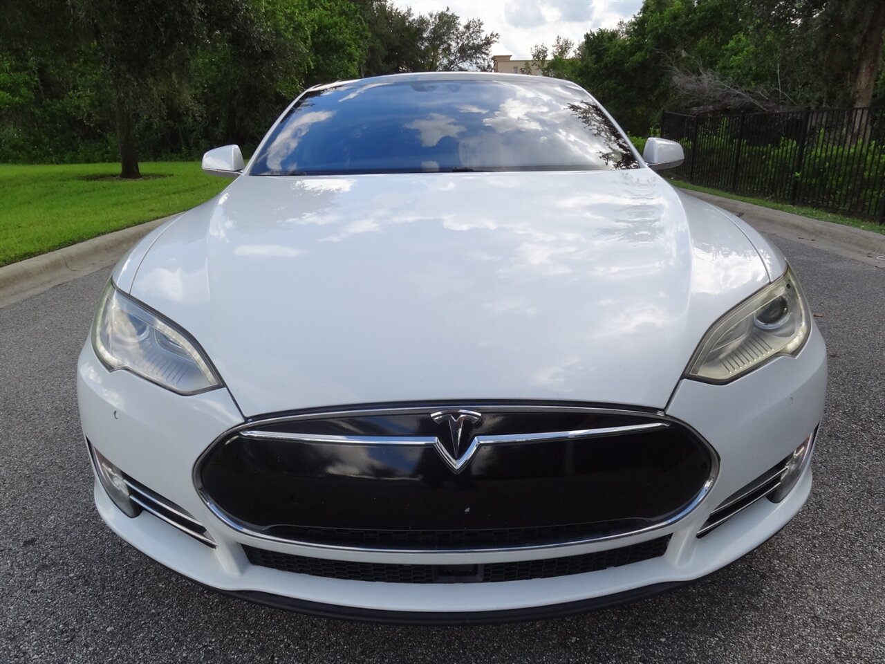 2015 Tesla Model S 85   - Photo 5 - Deland, FL 32720