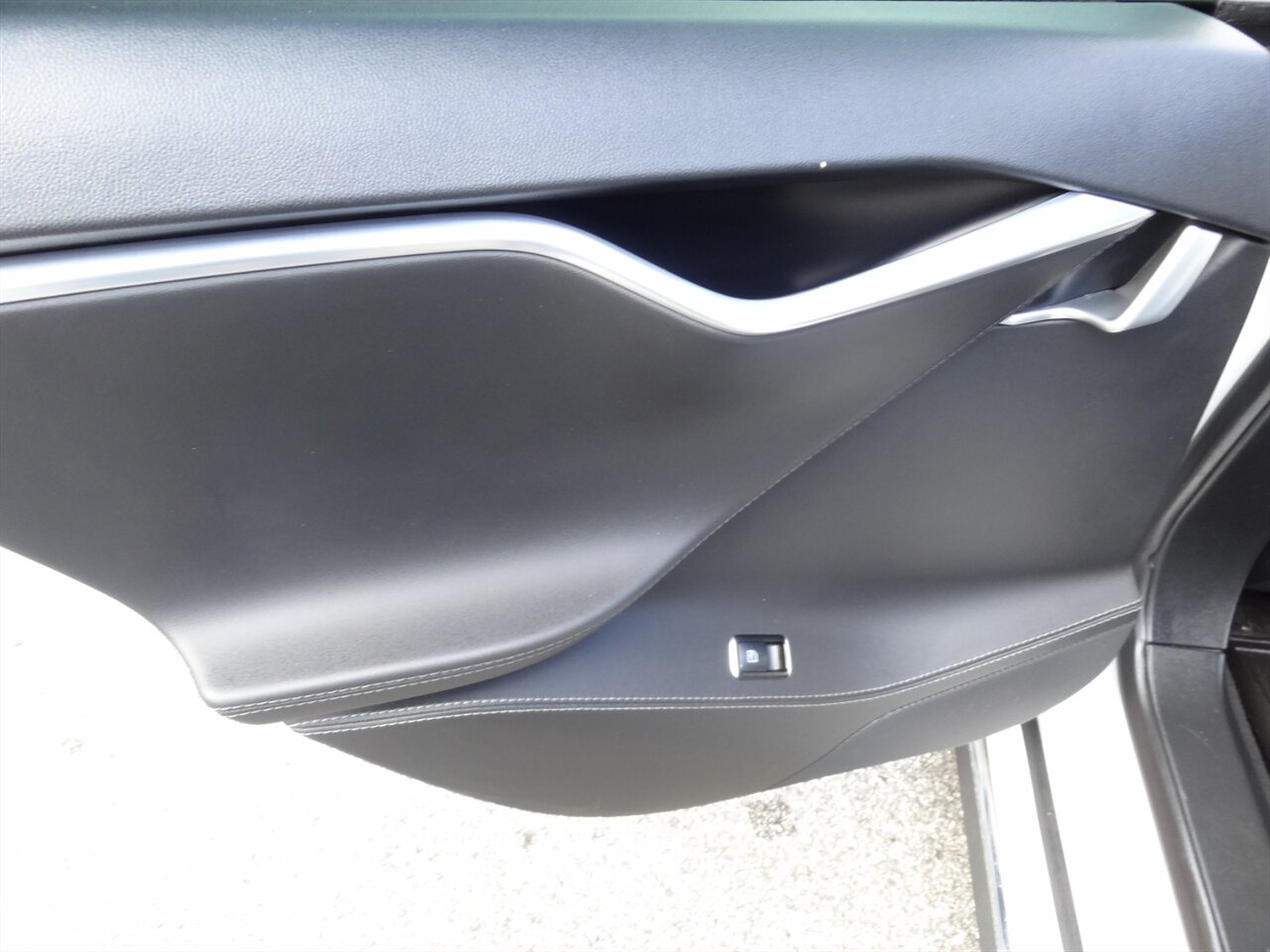 2015 Tesla Model S 85   - Photo 34 - Deland, FL 32720