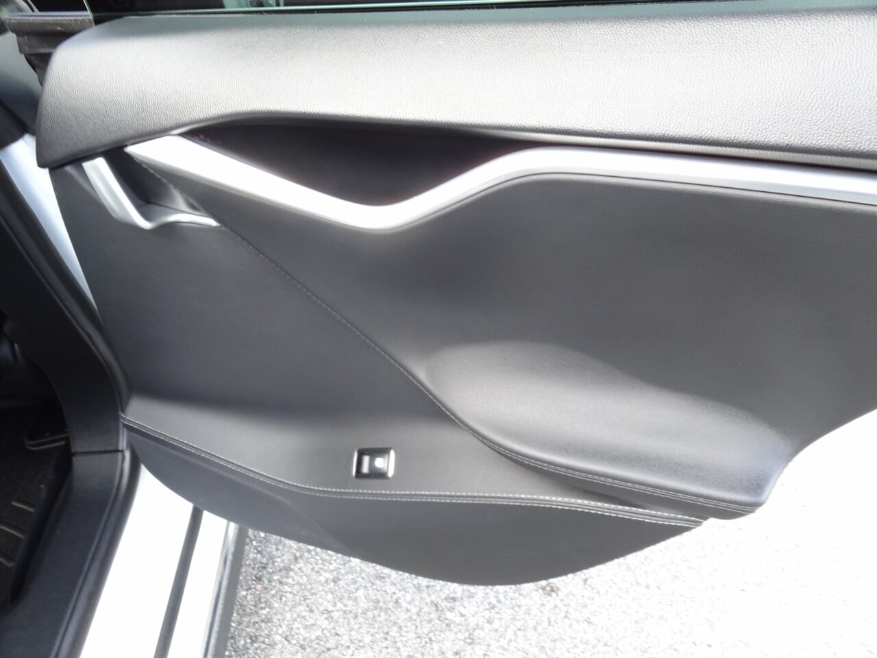 2015 Tesla Model S 85   - Photo 38 - Deland, FL 32720