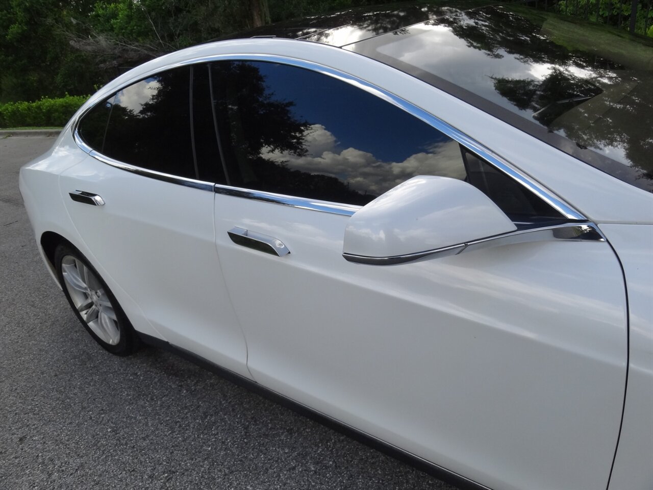 2015 Tesla Model S 85   - Photo 10 - Deland, FL 32720