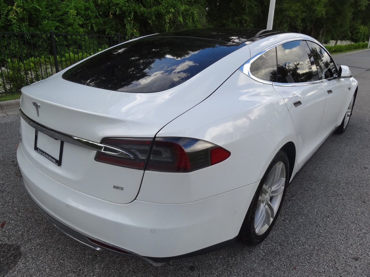 2015 Tesla Model S 85   - Photo 3 - Deland, FL 32720