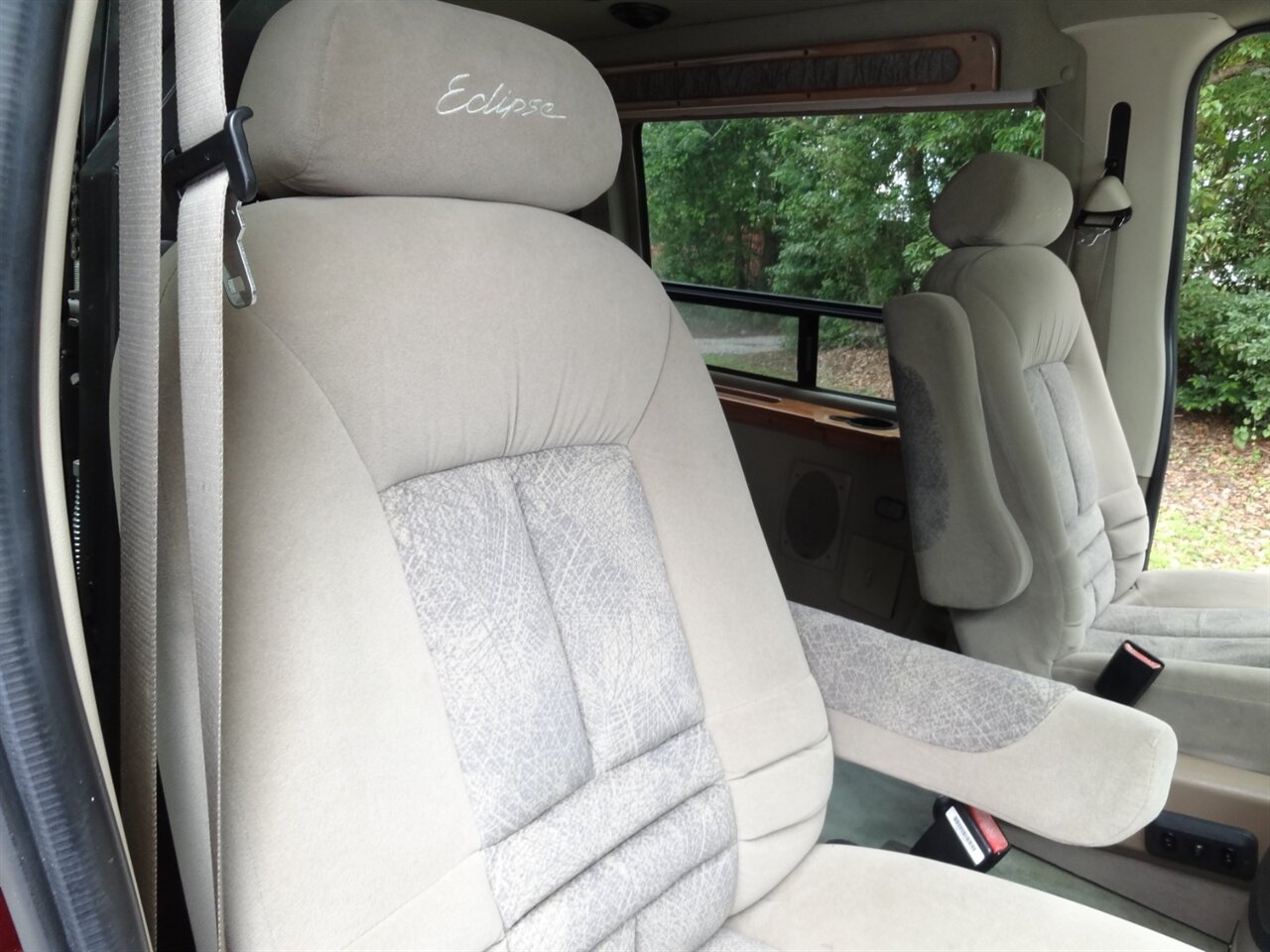 2005 Ford E-Series Van Eclipse premium conversion Braun Wheelchair lift van - Photo 47 - Deland, FL 32720