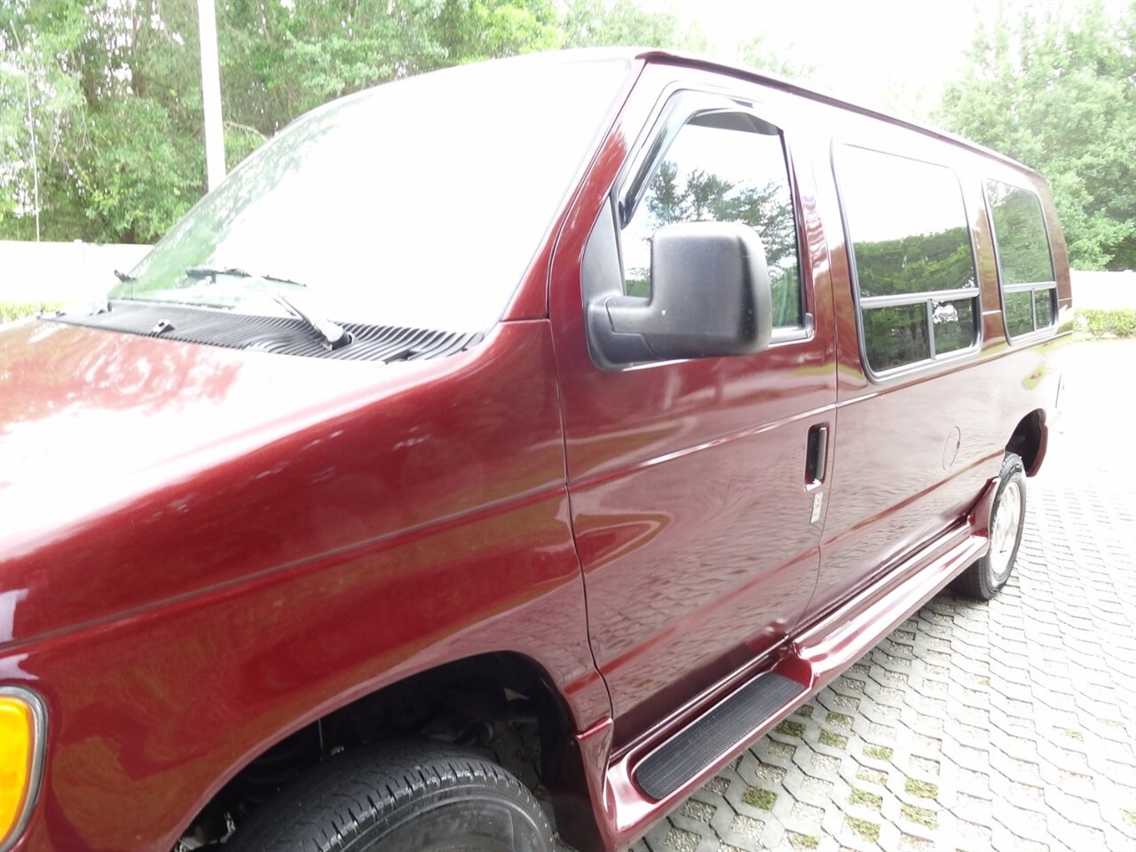 2005 Ford E-Series Van Eclipse premium conversion Braun Wheelchair lift van - Photo 10 - Deland, FL 32720
