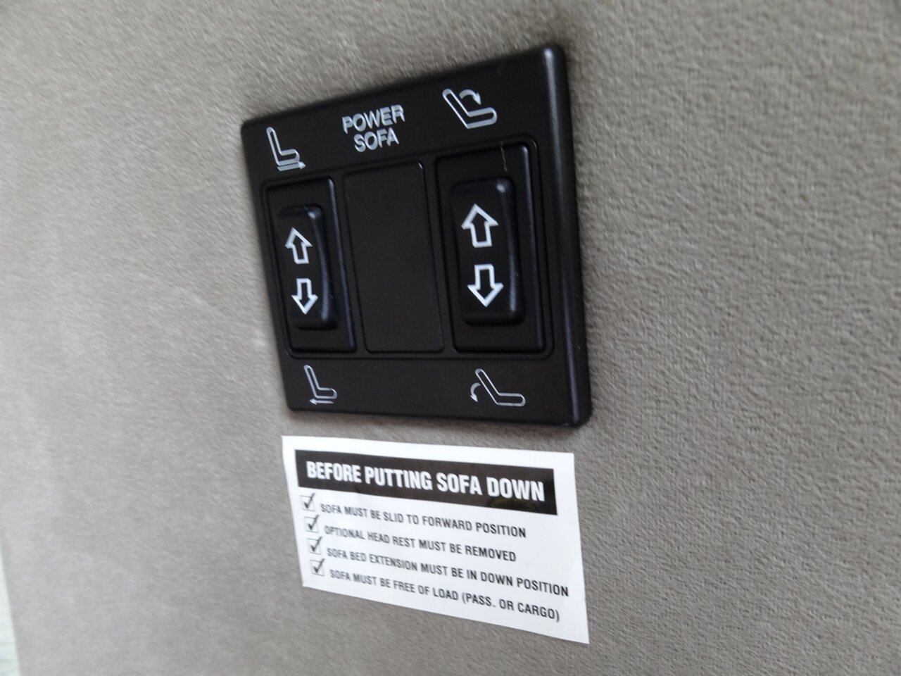 2005 Ford E-Series Van Eclipse premium conversion Braun Wheelchair lift van - Photo 29 - Deland, FL 32720