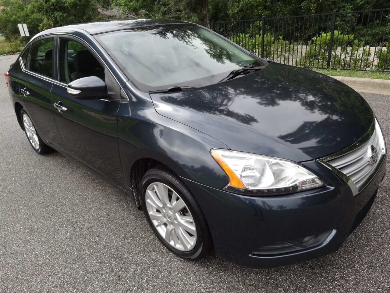 2014 Nissan Sentra SL   - Photo 1 - Deland, FL 32720