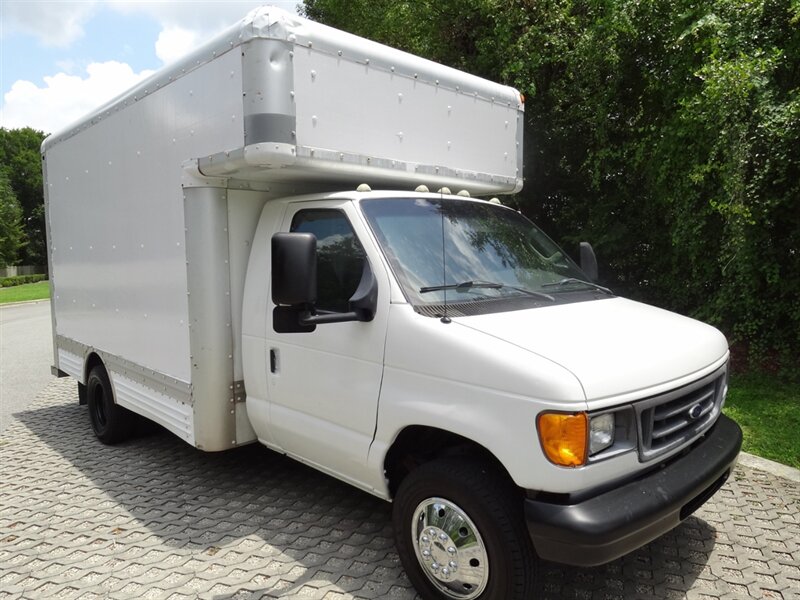 2006 Ford E-450 Box truck  