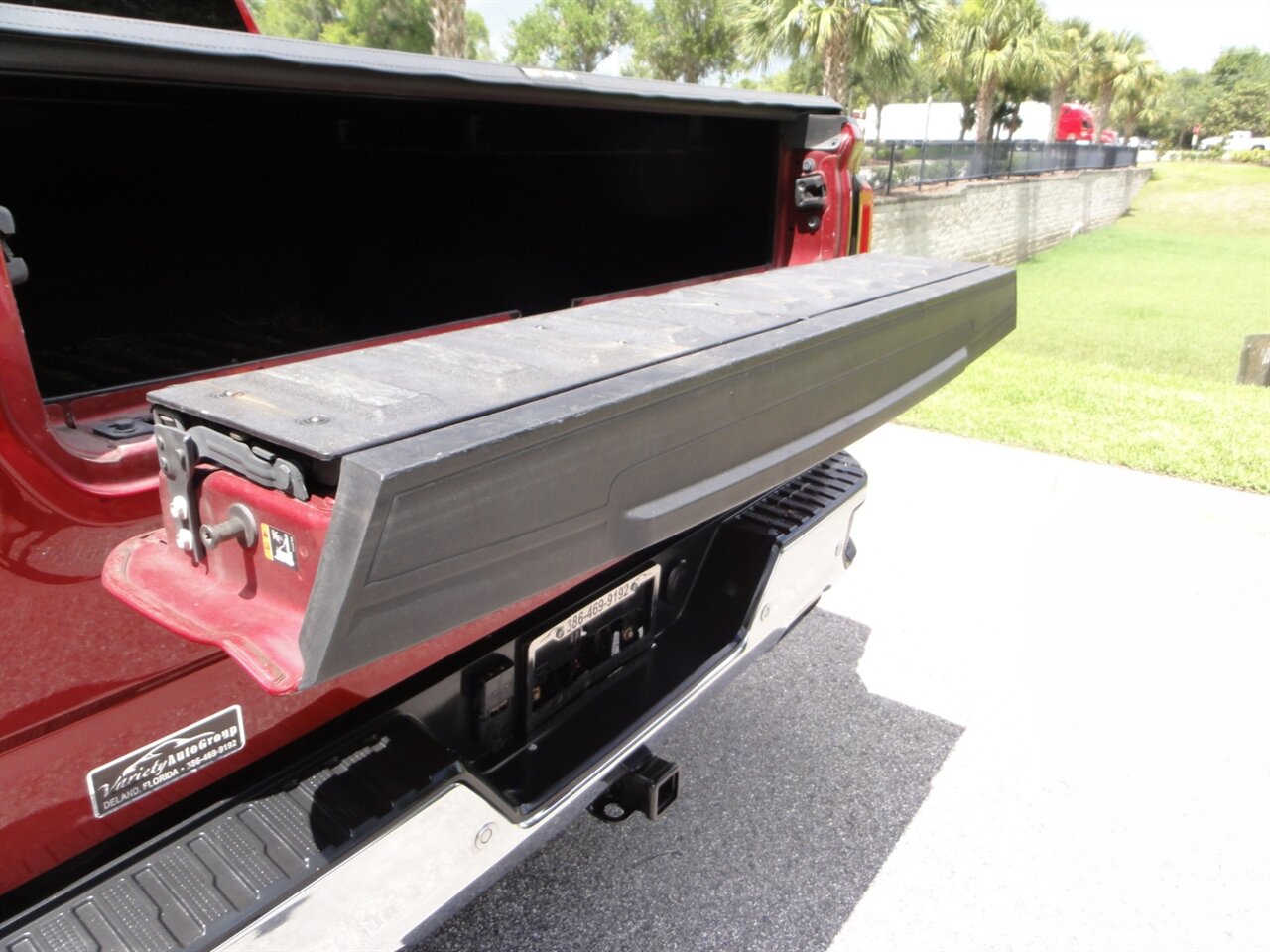 2019 GMC Sierra 1500 SLT - Photo 24 - Deland, FL 32720