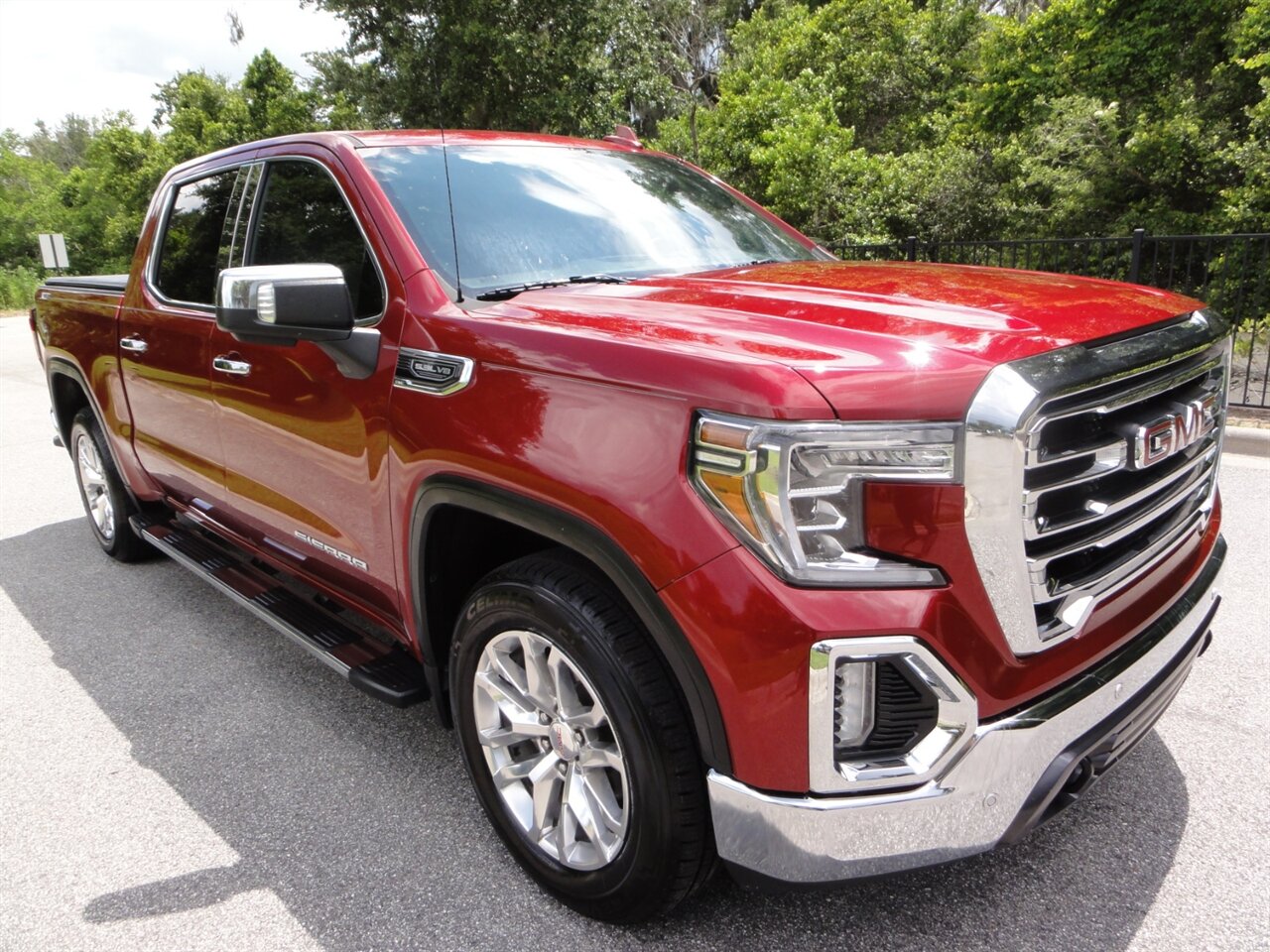 2019 GMC Sierra 1500 SLT   - Photo 1 - Deland, FL 32720