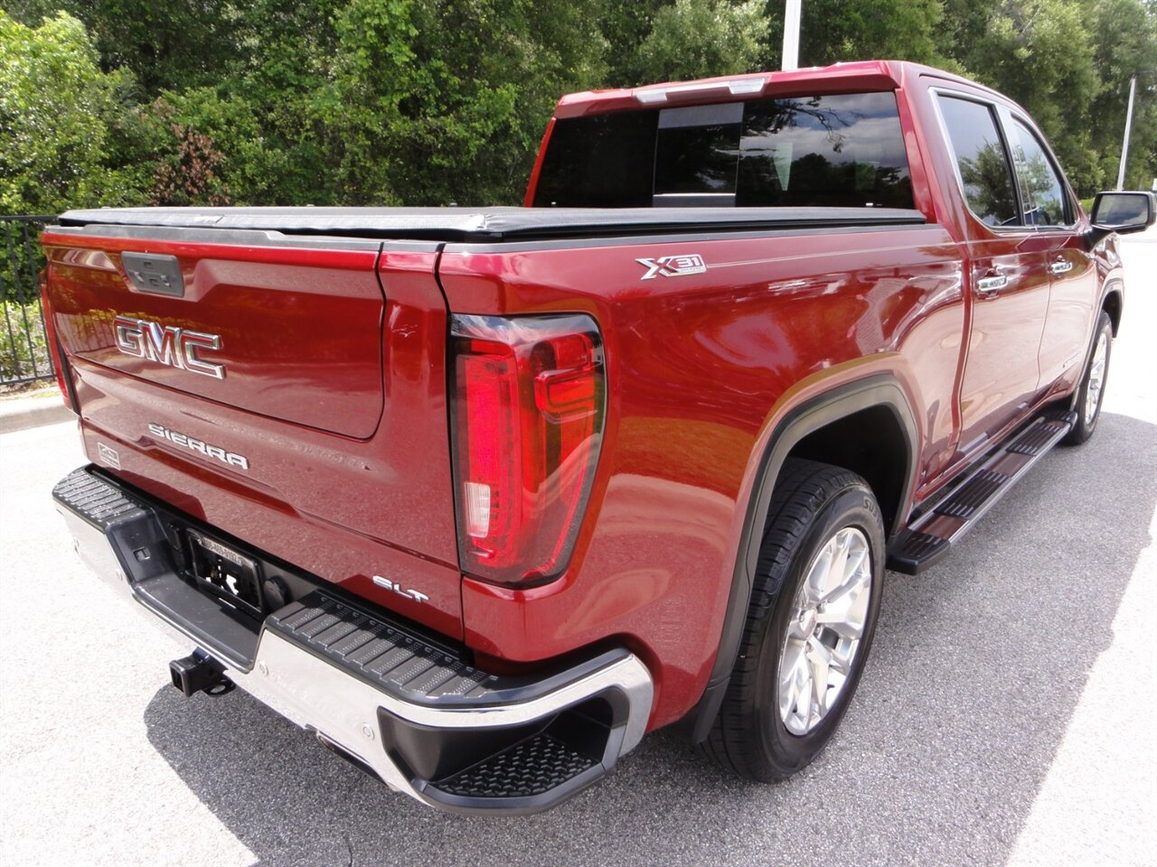 2019 GMC Sierra 1500 SLT - Photo 3 - Deland, FL 32720