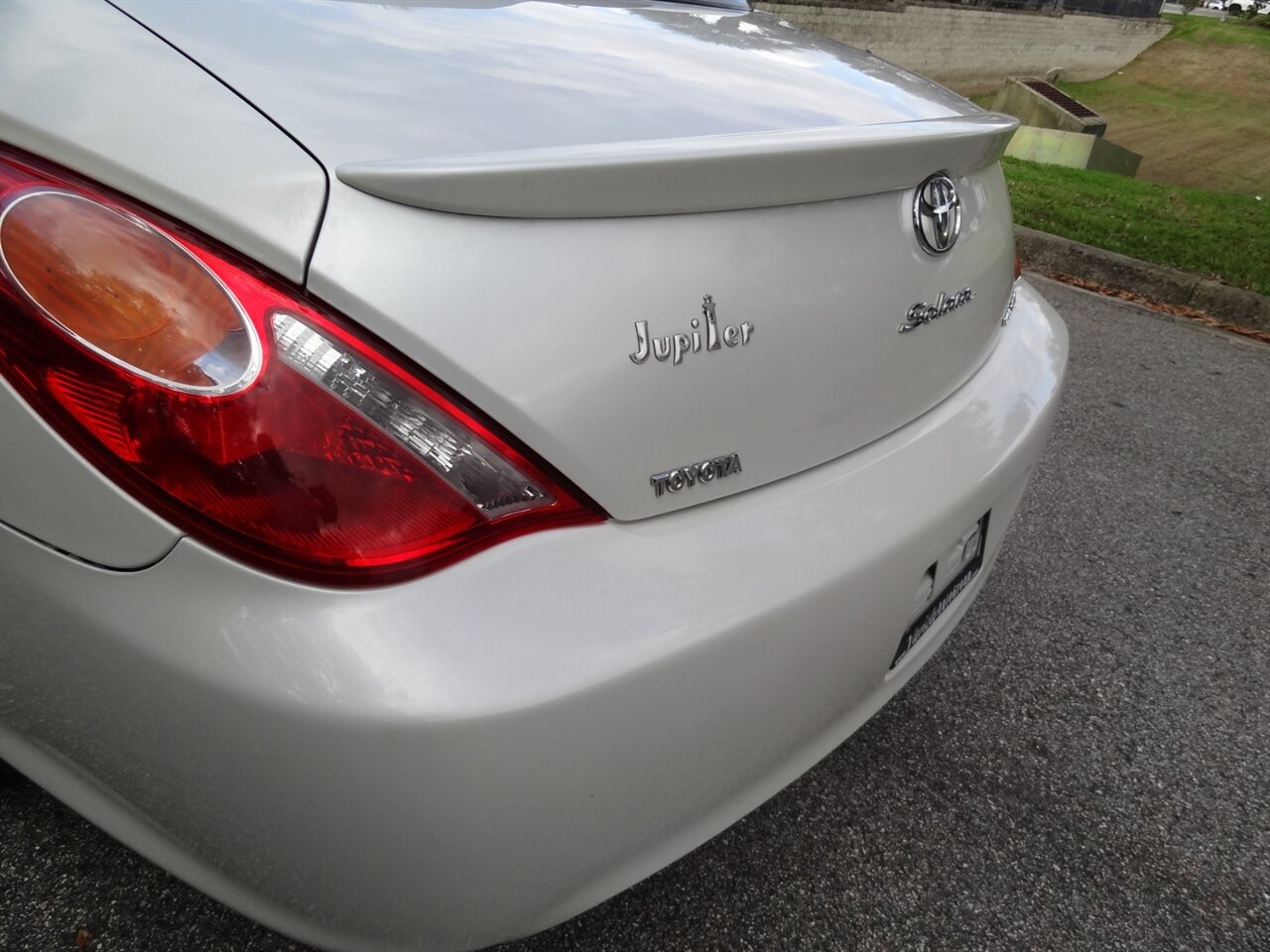 2006 Toyota Camry Solara SLE V6  Convertible - Photo 29 - Deland, FL 32720