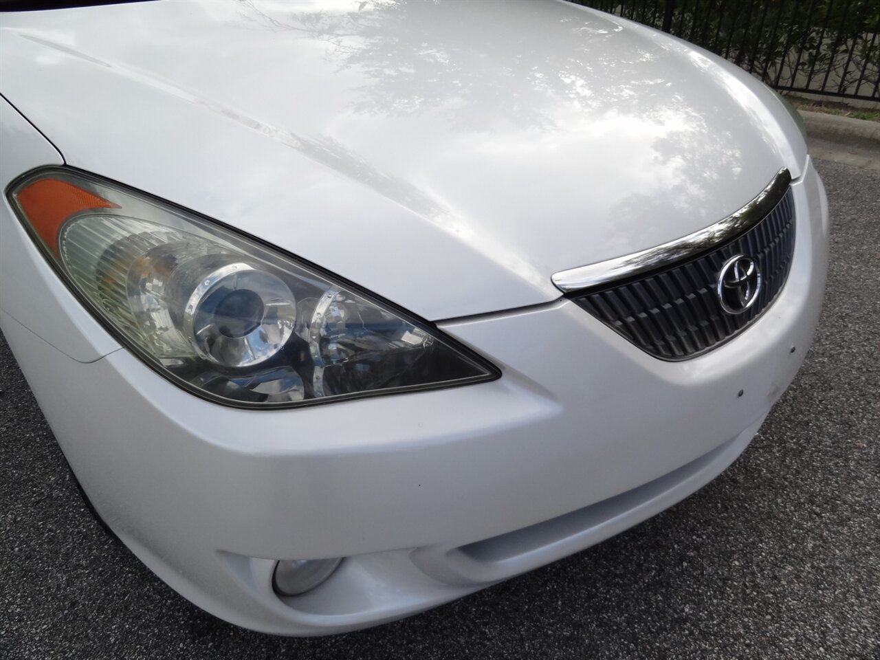 2006 Toyota Camry Solara SLE V6  Convertible - Photo 10 - Deland, FL 32720