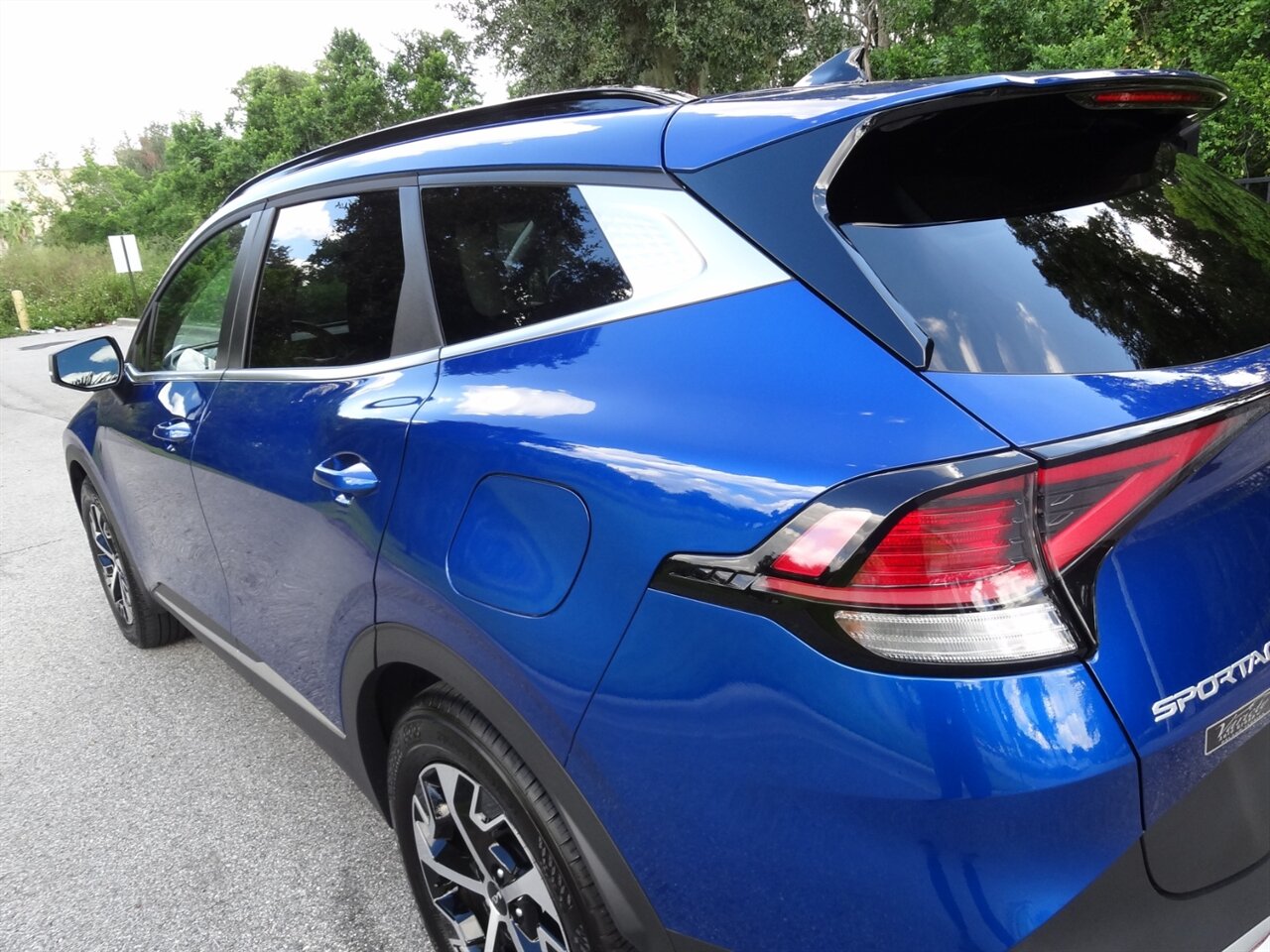 2025 Kia Sportage EX  Premium - Photo 12 - Deland, FL 32720