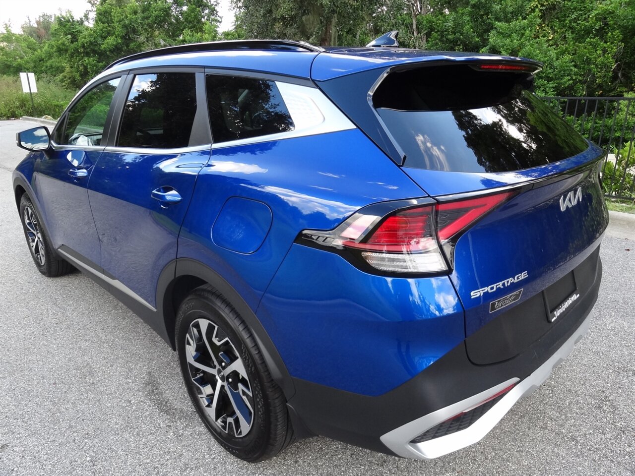 2025 Kia Sportage EX  Premium - Photo 4 - Deland, FL 32720