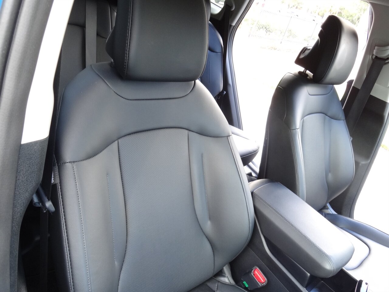 2025 Kia Sportage EX  Premium - Photo 42 - Deland, FL 32720