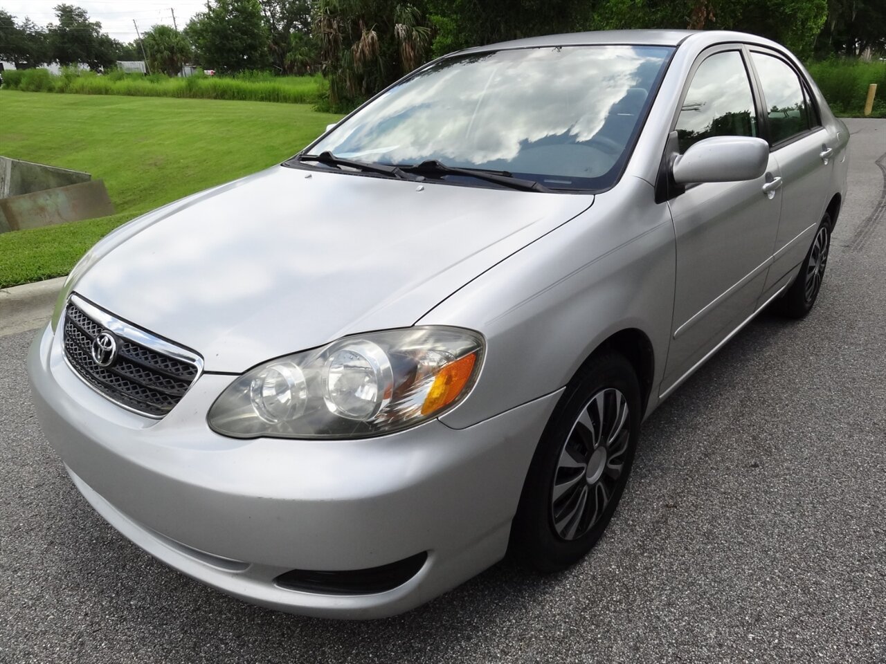 2006 Toyota Corolla LE - Photo 2 - Deland, FL 32720