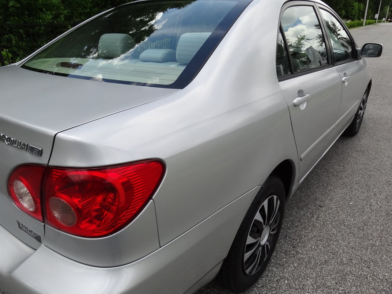 2006 Toyota Corolla LE - Photo 13 - Deland, FL 32720