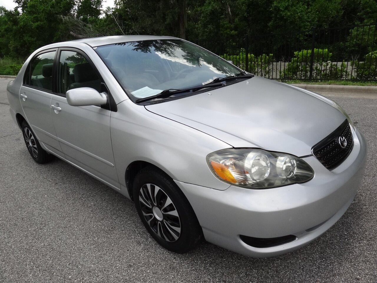 2006 Toyota Corolla LE - Photo 1 - Deland, FL 32720