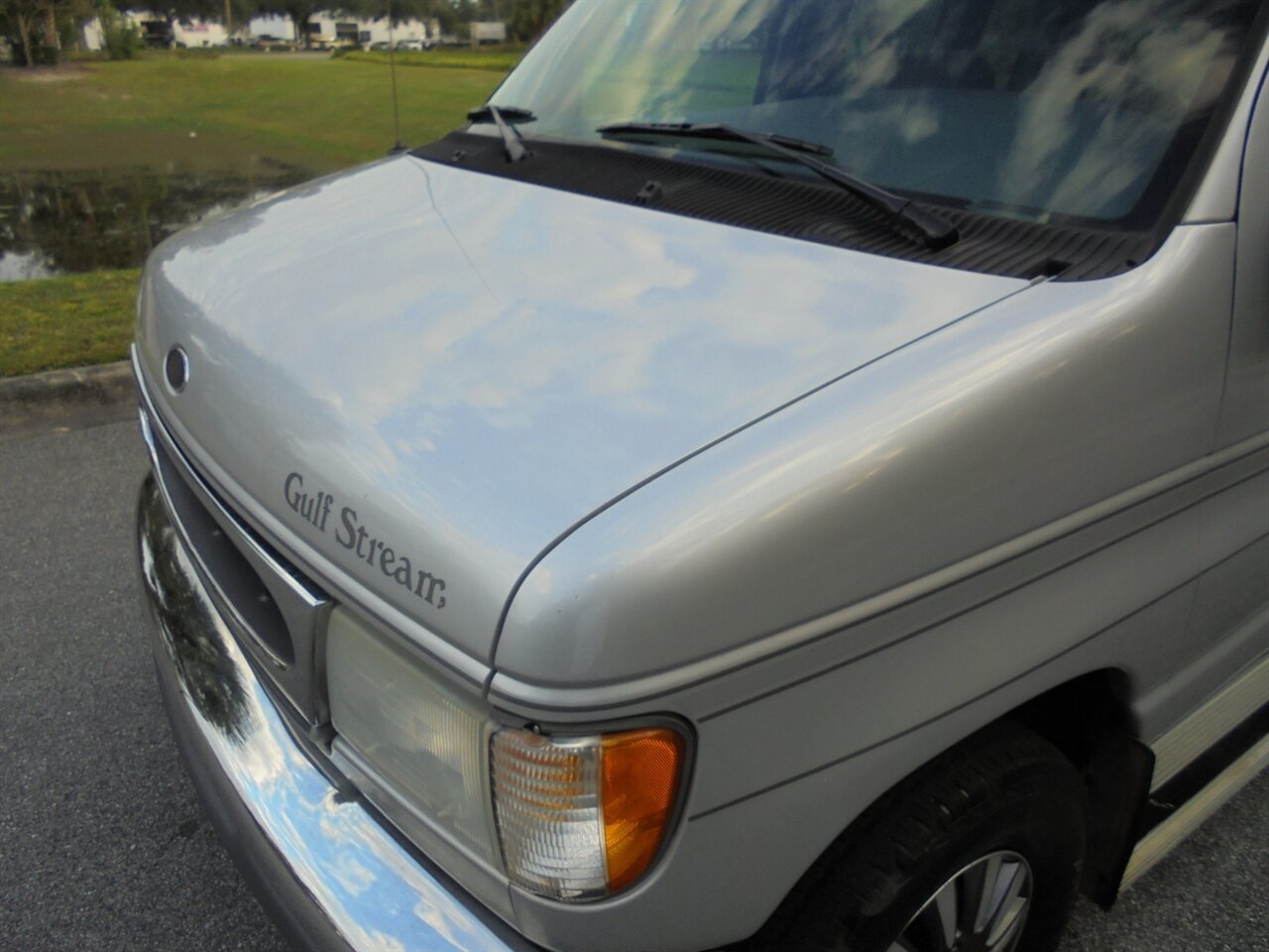 2000 Ford E-Series Van Gulf stream RV   - Photo 16 - Deland, FL 32720