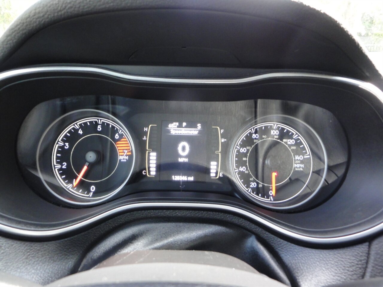 2019 Jeep Cherokee Latitude Plus   - Photo 45 - Deland, FL 32720