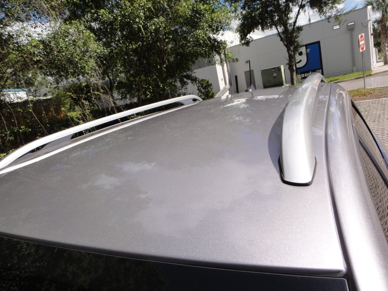 2019 Jeep Cherokee Latitude Plus   - Photo 17 - Deland, FL 32720