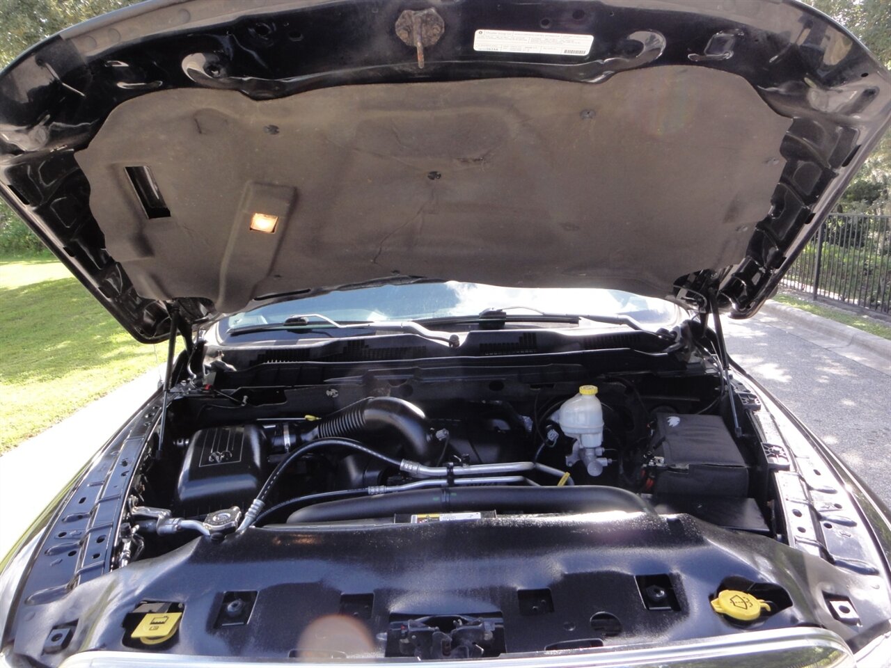 2013 RAM 1500 Laramie 4X4 - Photo 33 - Deland, FL 32720