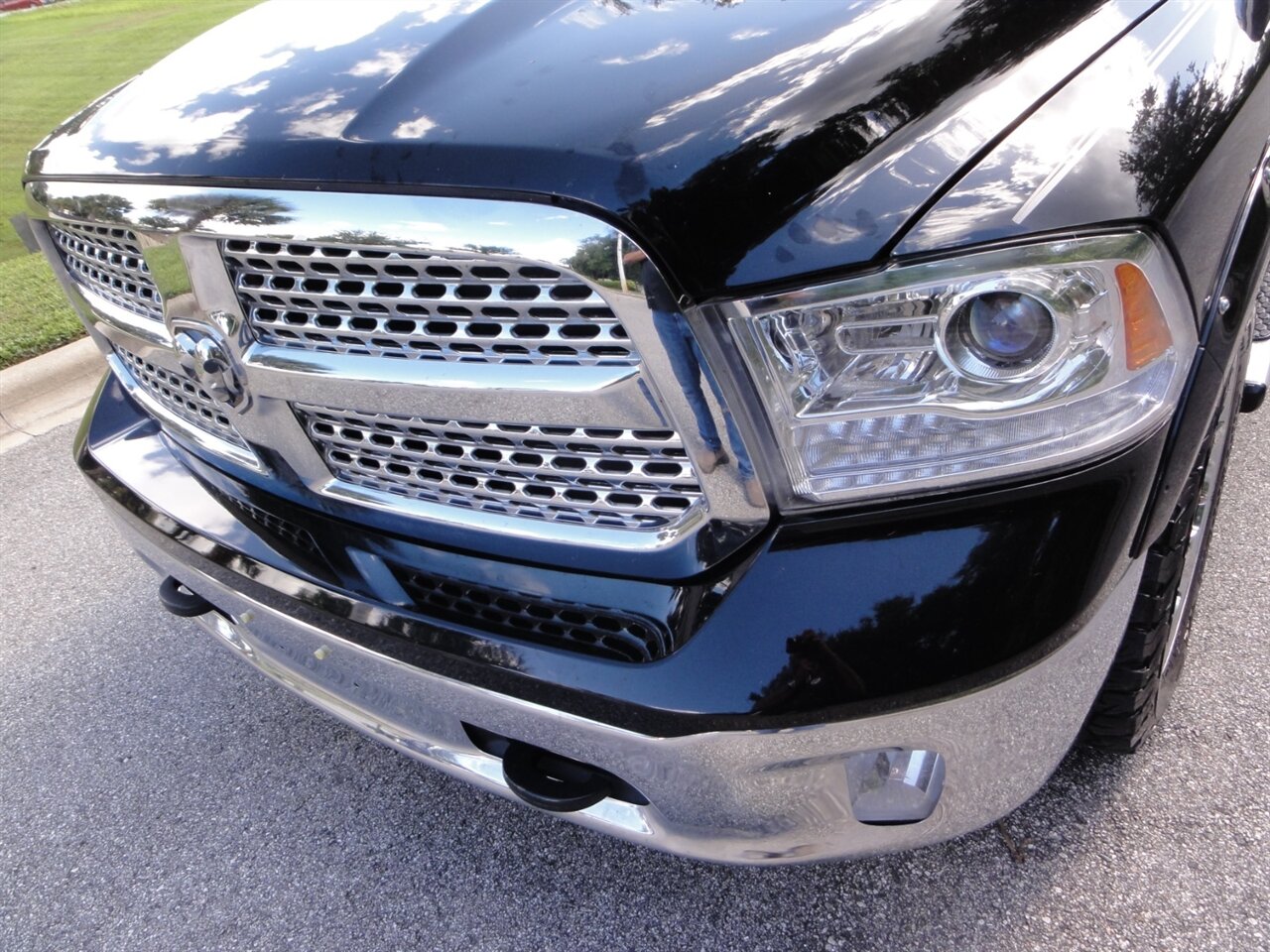 2013 RAM 1500 Laramie 4X4 - Photo 7 - Deland, FL 32720