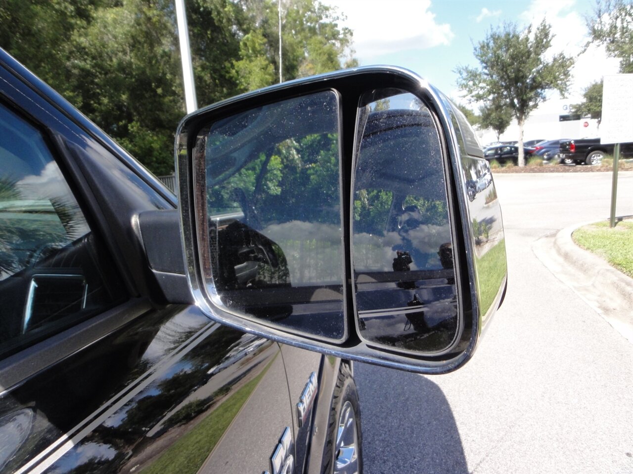 2013 RAM 1500 Laramie 4X4 - Photo 29 - Deland, FL 32720