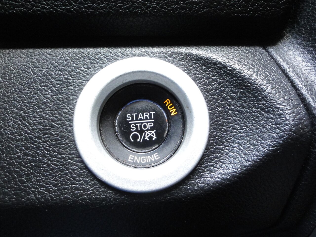 2013 RAM 1500 Laramie 4X4 - Photo 64 - Deland, FL 32720