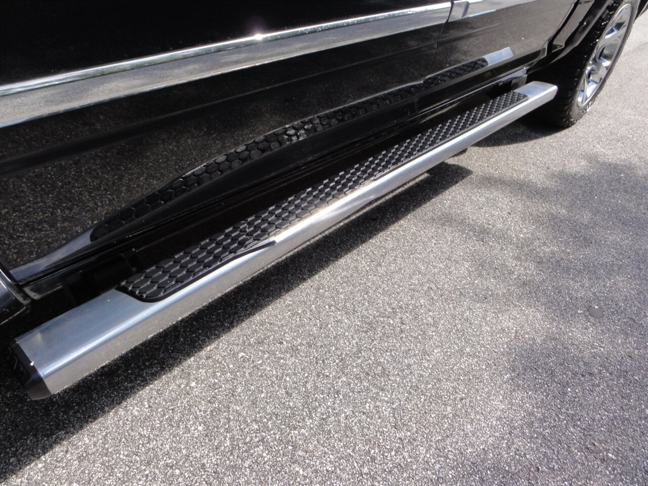 2013 RAM 1500 Laramie 4X4 - Photo 13 - Deland, FL 32720