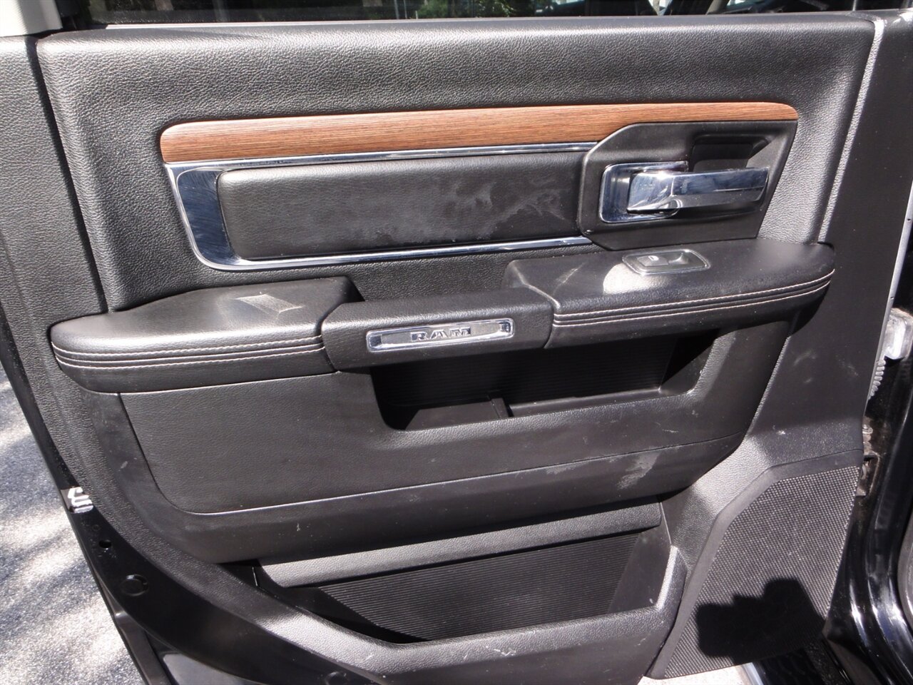 2013 RAM 1500 Laramie 4X4 - Photo 44 - Deland, FL 32720