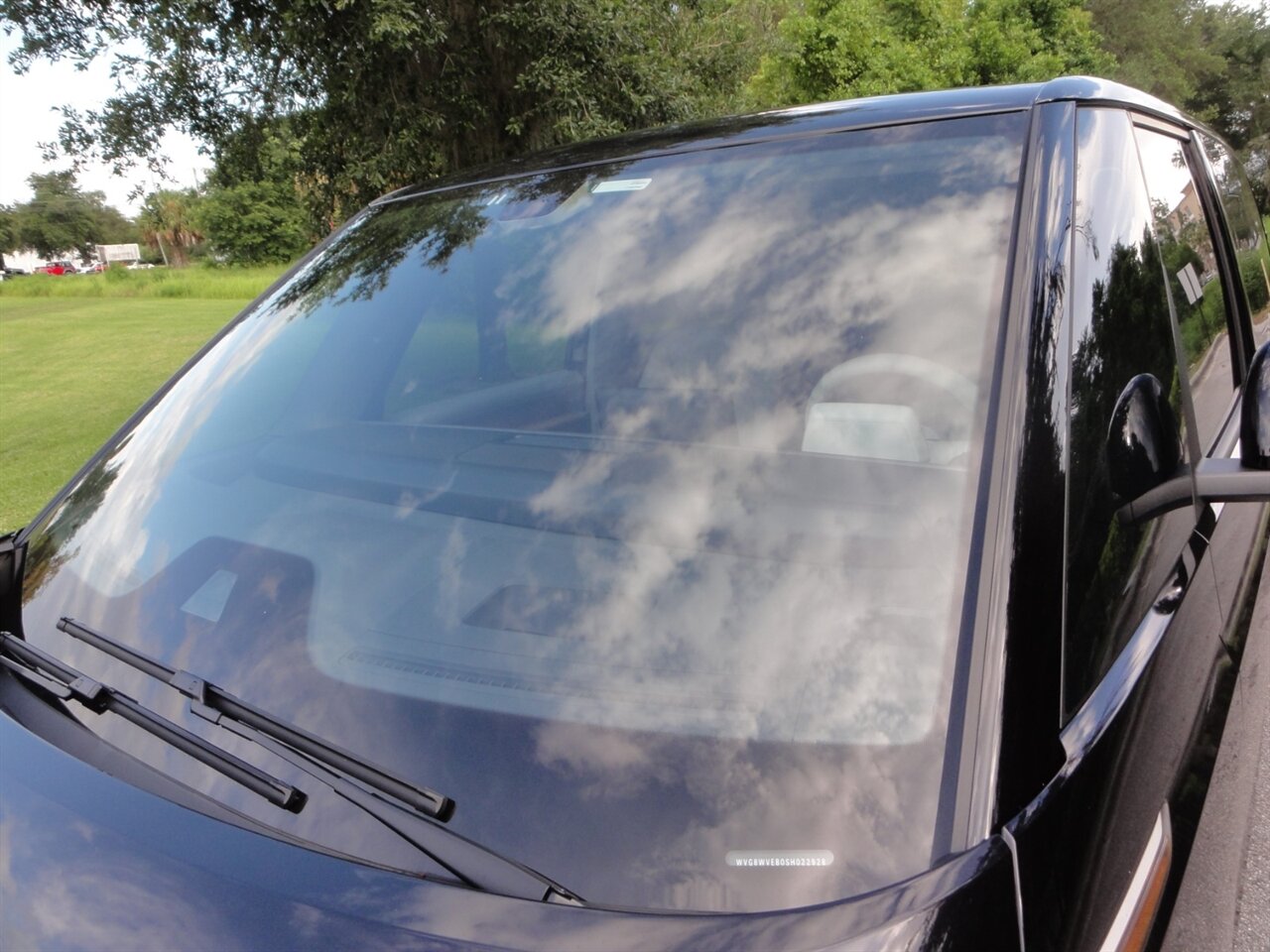2025 Volkswagen ID. Buzz Pro S Plus   - Photo 18 - Deland, FL 32720
