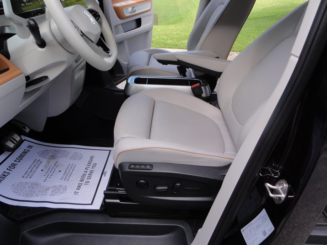2025 Volkswagen ID. Buzz Pro S Plus   - Photo 27 - Deland, FL 32720