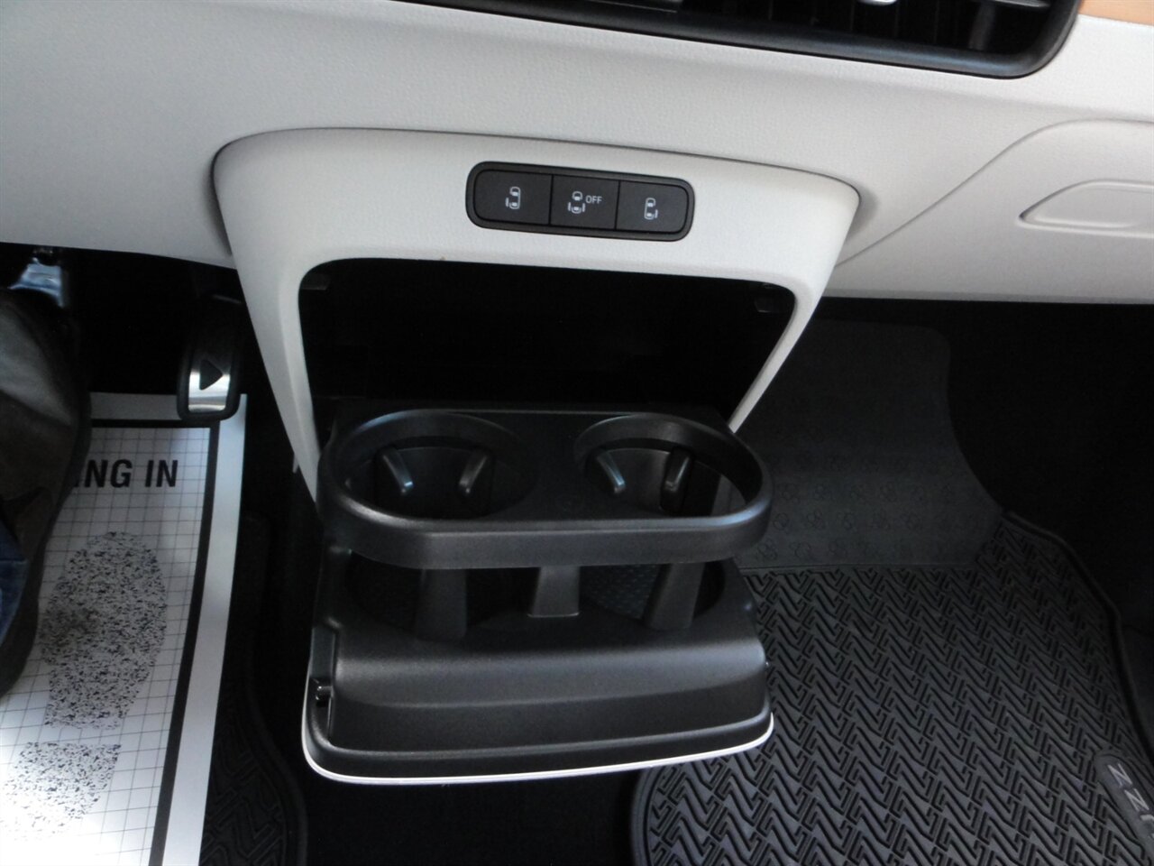 2025 Volkswagen ID. Buzz Pro S Plus   - Photo 46 - Deland, FL 32720
