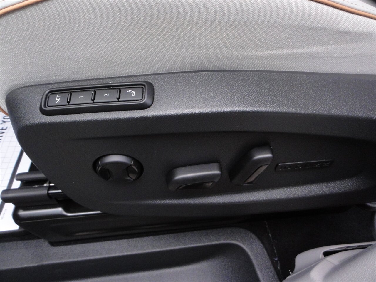 2025 Volkswagen ID. Buzz Pro S Plus   - Photo 28 - Deland, FL 32720