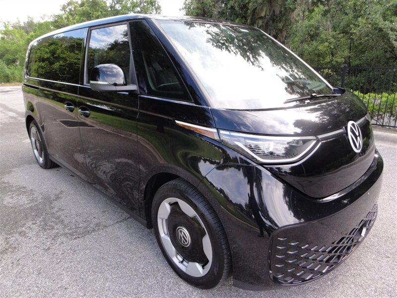 Deep Black Pearl 2025 Volkswagen ID.Buzz Pro S Plus RWD Minivan Rear-Wheel Drive 1-Speed Dual Clutch